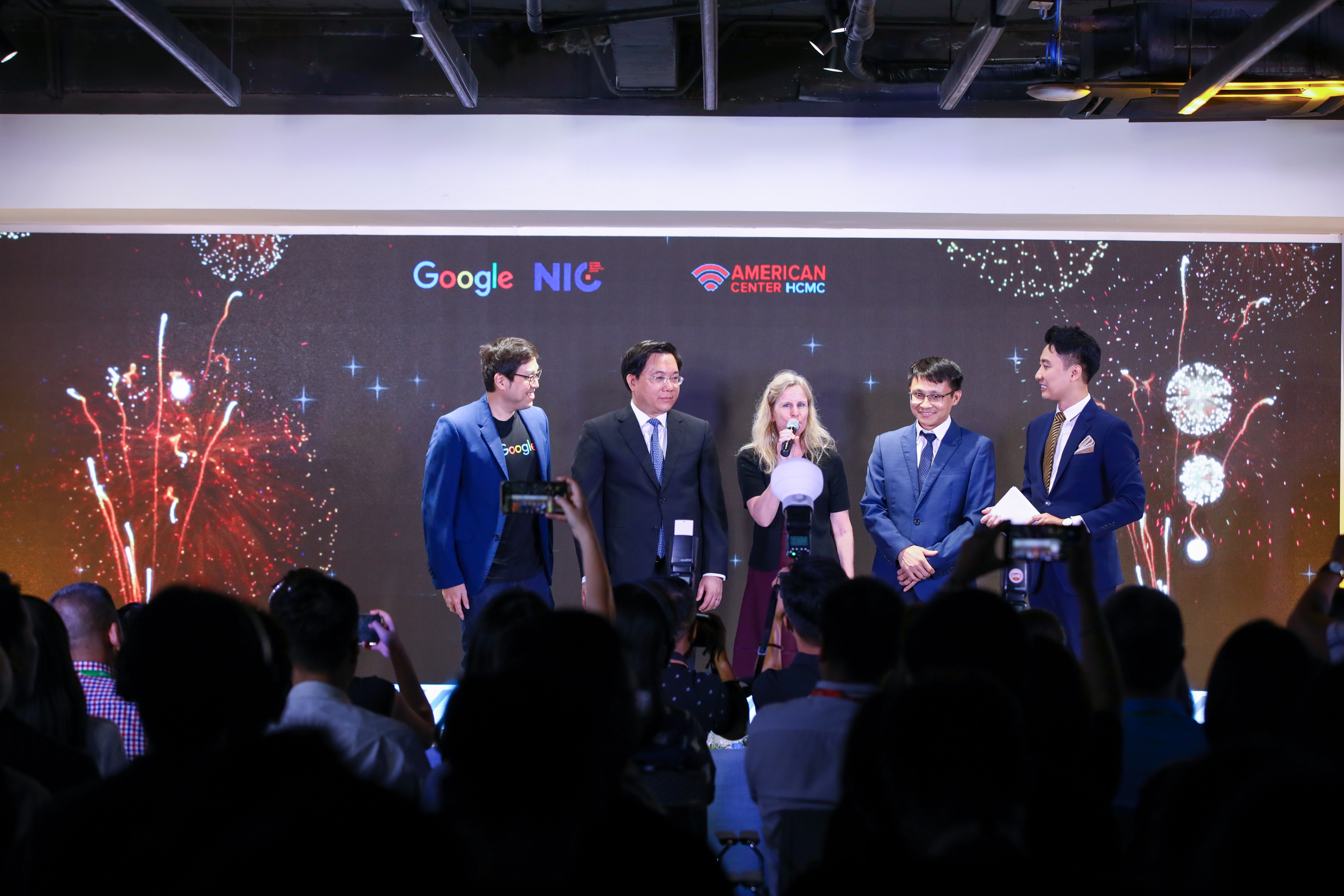 CMC accompanies Google and Vietnamese startups for innovation breakthrough